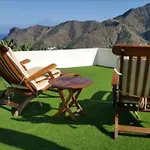 Casa Tajaraste 1 *