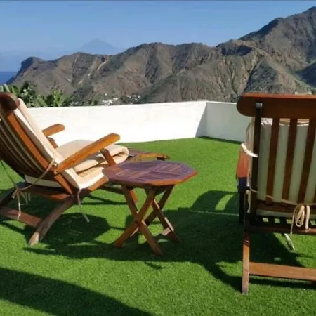 Casa Tajaraste 1 *